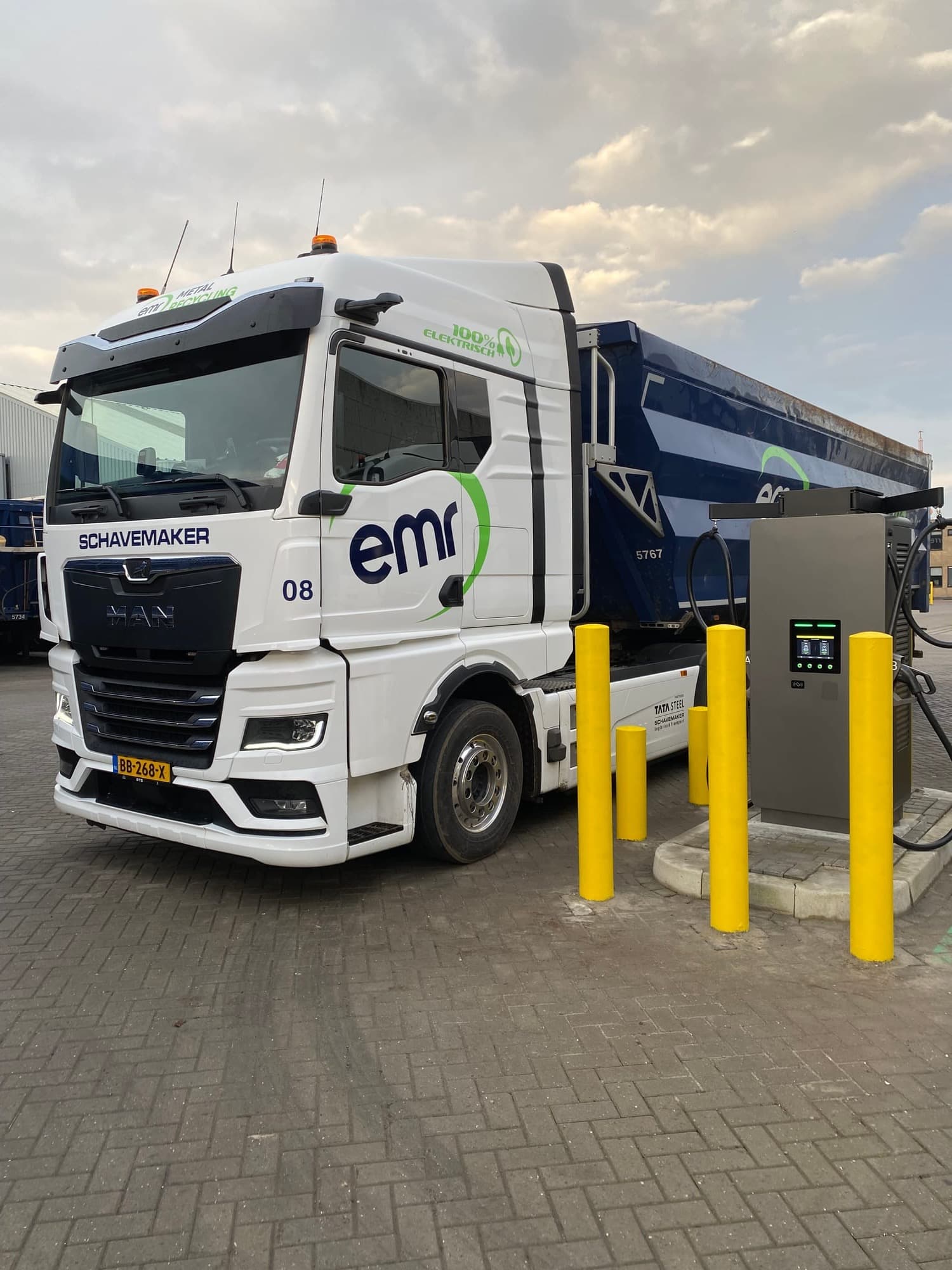 Growing electric truck fleet for zero-emission last-mile delivery